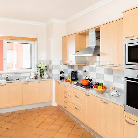 The Village - D'el Rey Golf & Вилла *