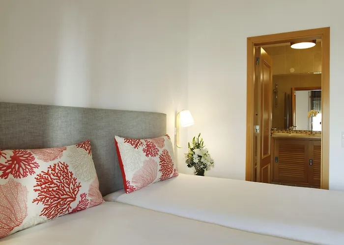 The Village - D'el Rey Golf &