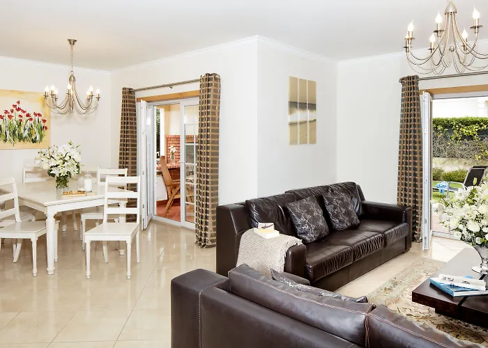 The Village - D'el Rey Golf &